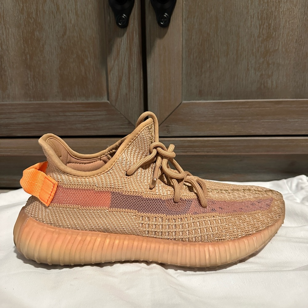 Clay Yeezy 350 V2